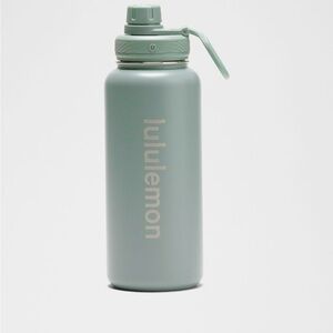 Lululemon Back to life sports Water Bottle 32oz